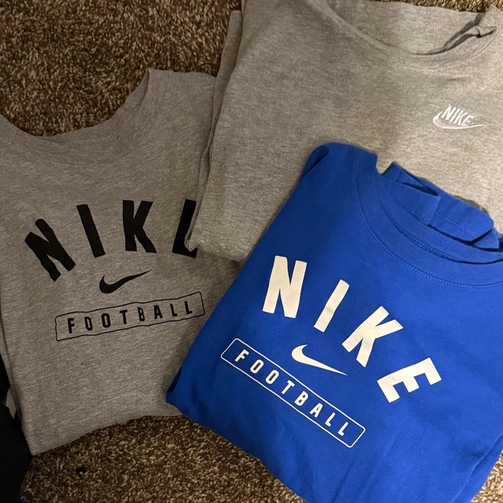 Nike Kids Long Sleeve Tees in Gray and Blue